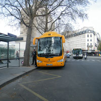SA bus stop Paris 4